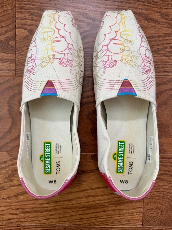 Toms Shoes - Sesame Street TOMS - 50th Anniversary Edition